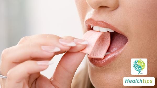 Will swallowed gum accidentally stick to the intestines?