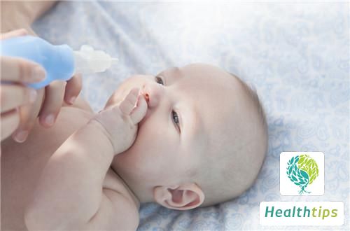 Whats the Easiest Way to Deal with a Baby Having a Runny Nose?