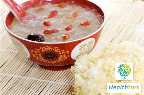 What Are the Benefits and Effects of Lotus Seed, Lily Bulb, and White Fungus Soup?