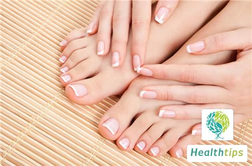 What is Onycholysis (or Nail Peeling)?